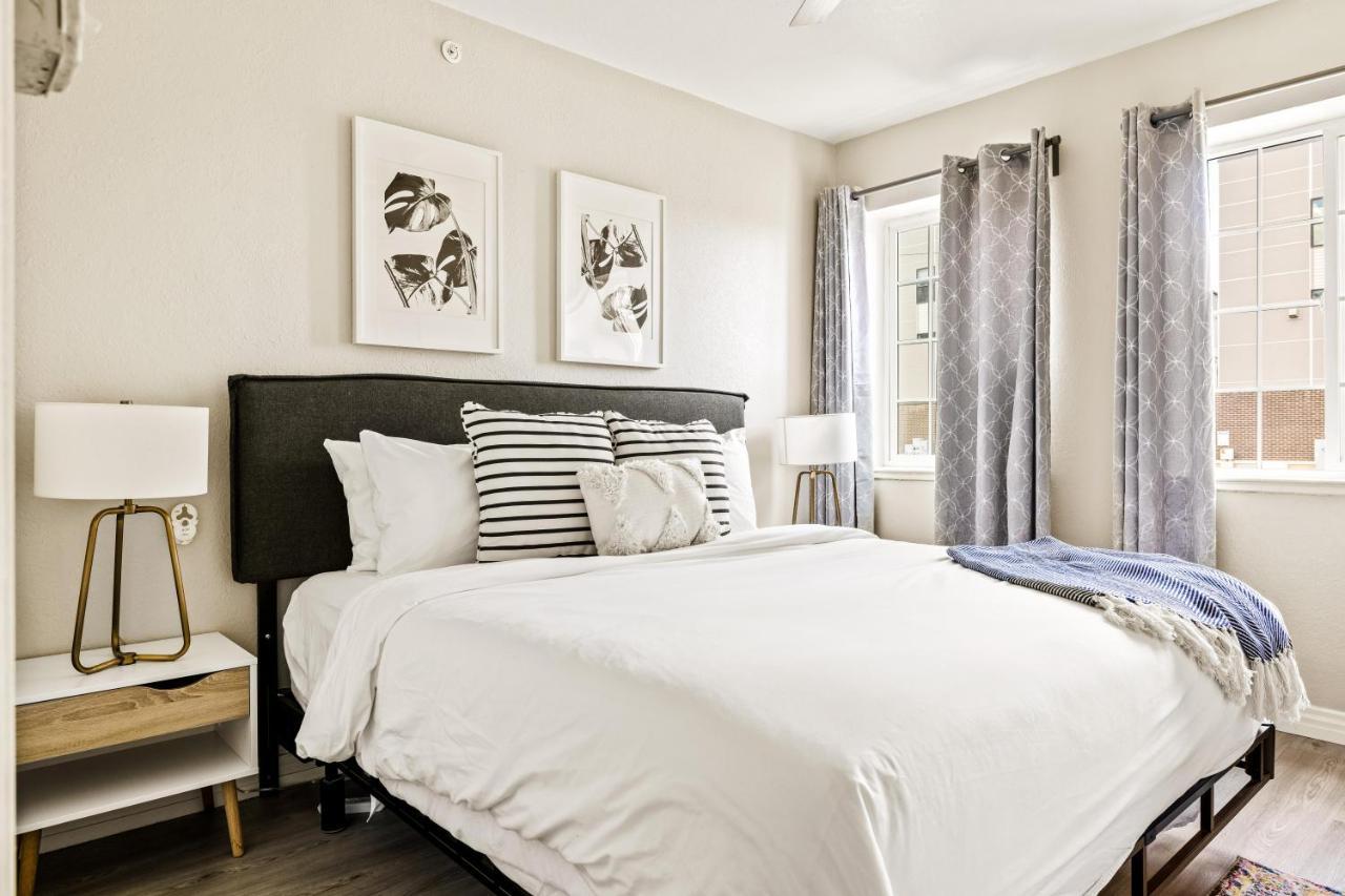 Stylish City Retreat - King Beds - Walk To Sloans Lake DEN Dış mekan fotoğraf