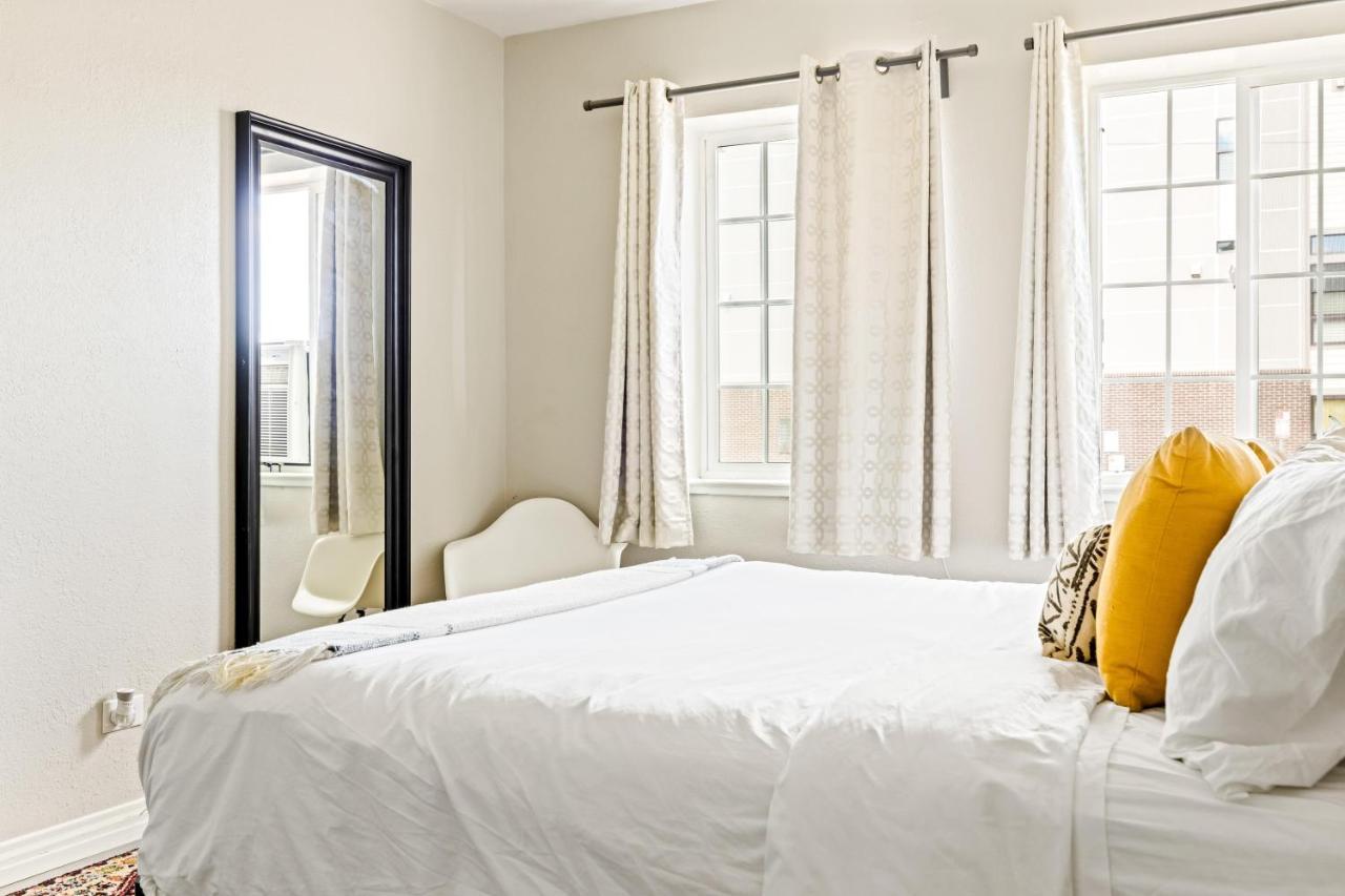 Stylish City Retreat - King Beds - Walk To Sloans Lake DEN Dış mekan fotoğraf